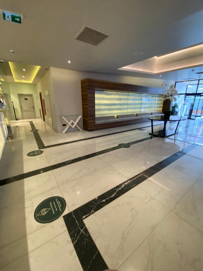 巴统Orbi City Land公寓 外观 照片