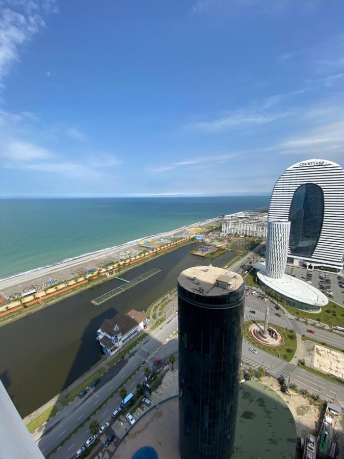 巴统Orbi City Land公寓 外观 照片
