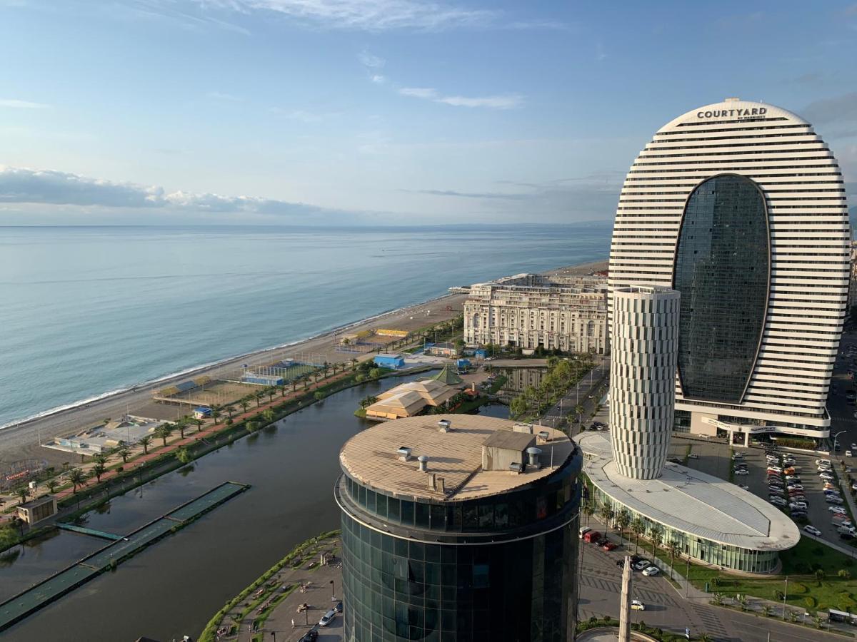 巴统Orbi City Land公寓 外观 照片